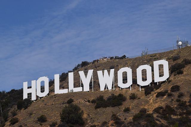 Signs to become an actor in Hollywood