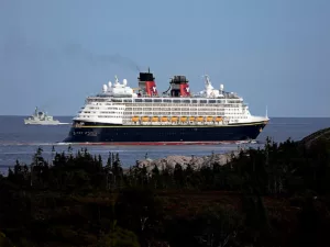 Jobs on Disney Cruise Ship